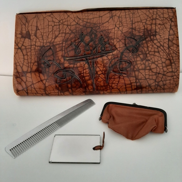 Vintage Leather Clutch Mosiac Pattern with Embossed Design Comb, Change Purse - Picture 6 of 9